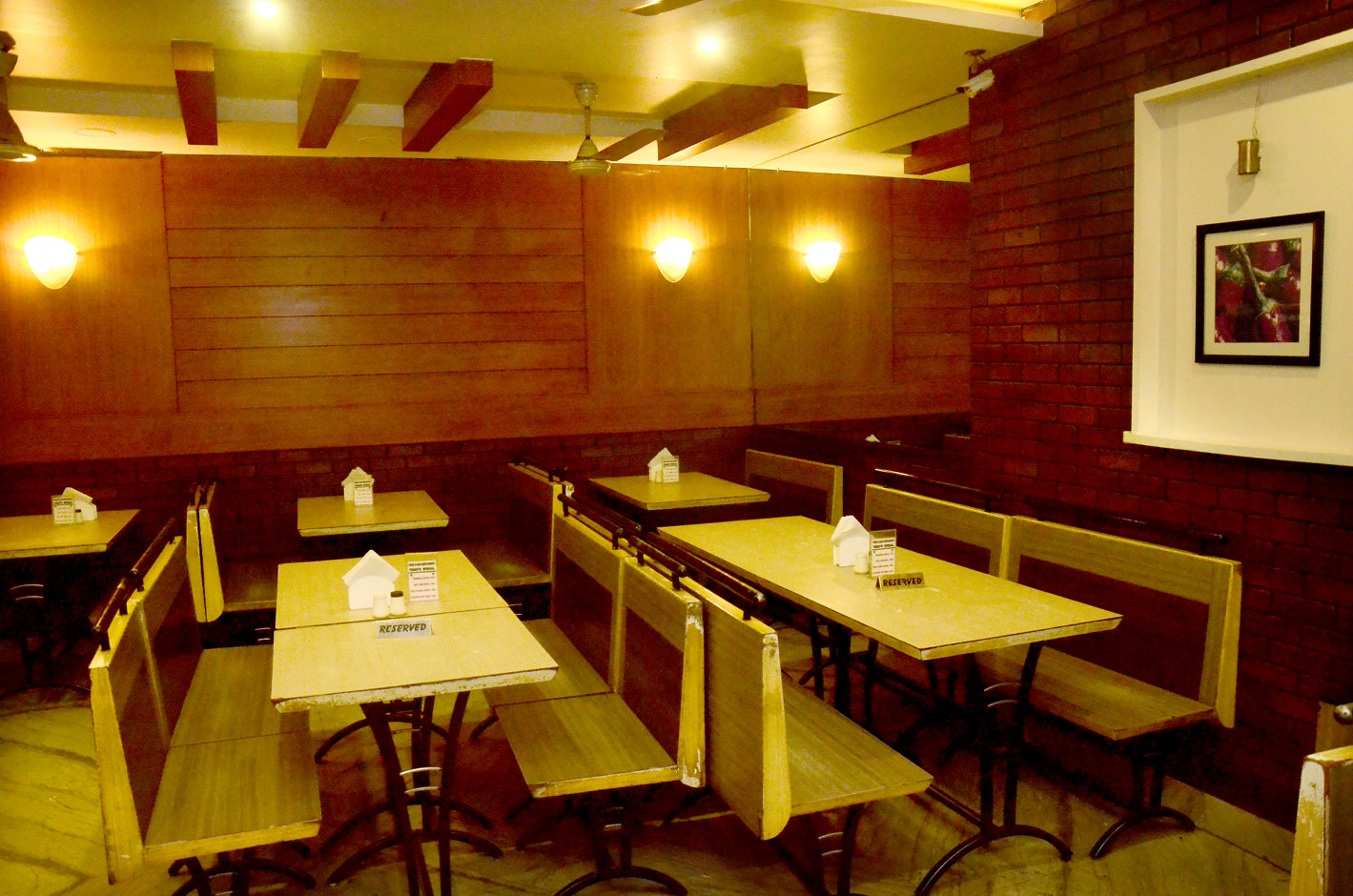 Food Plaza Restaurant